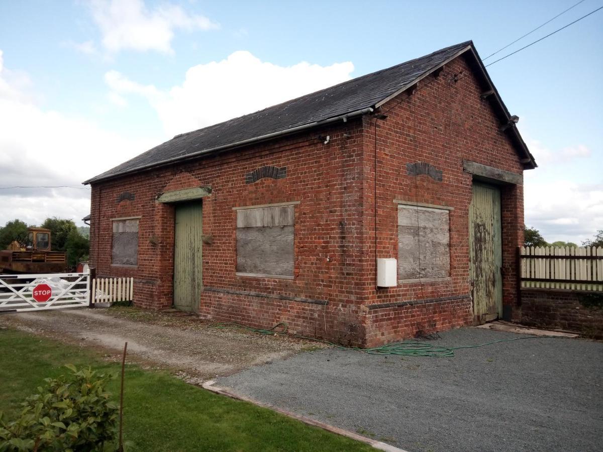 The Waiting Room, Stoke Edith Station, Tarrington Hereford Extérieur photo